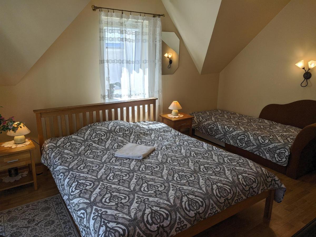 Guest House Nika - Cottages And Rooms In The Heart Of Palanga City Center Bagian luar foto